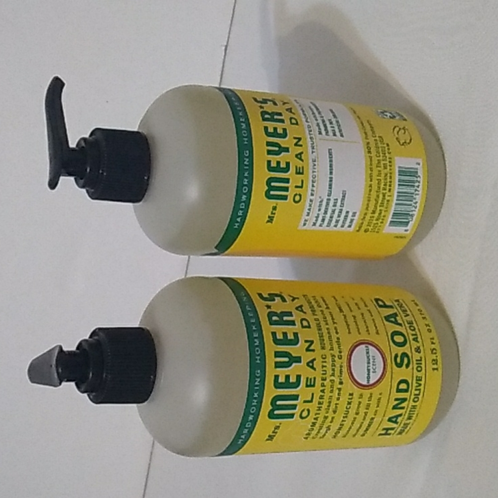 Mrs. Meyer's Clean Day Honeysuckle Liquid Hand Soap 12.5 fl oz